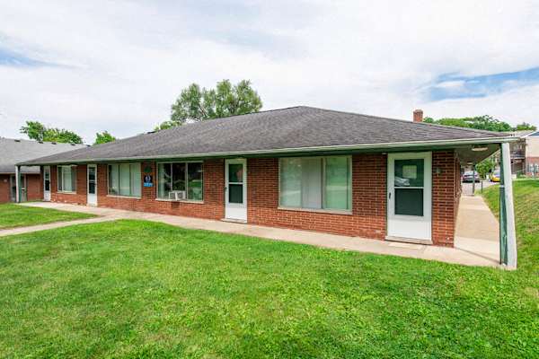 1019 Arbordale property